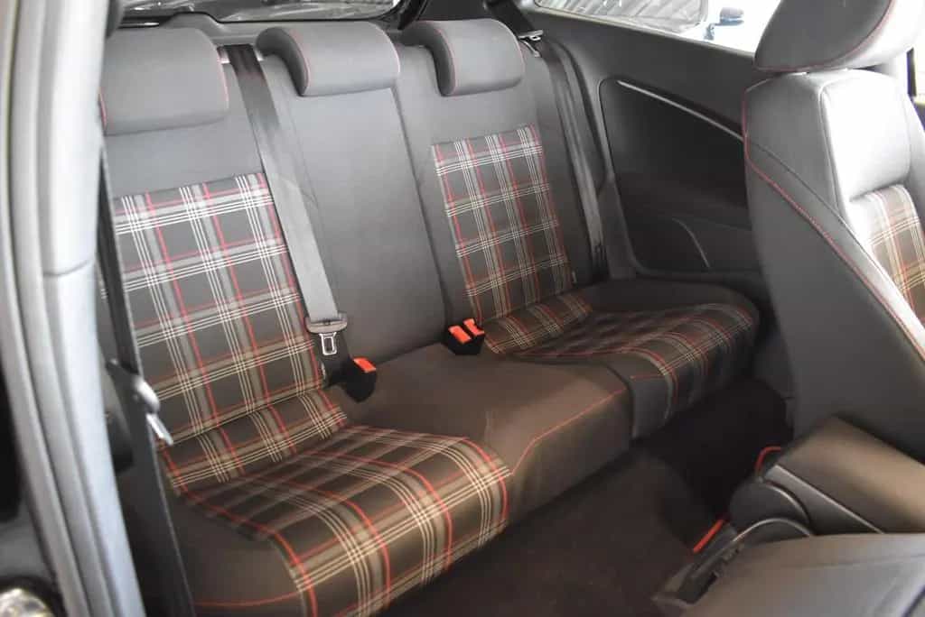 Volkswagen Polo 1.8 TSI GTI Sitzheizung PDC 03/2017-photo-17