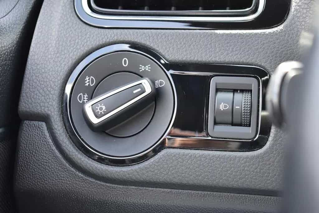 Volkswagen Polo 1.8 TSI GTI Sitzheizung PDC 03/2017-photo-20