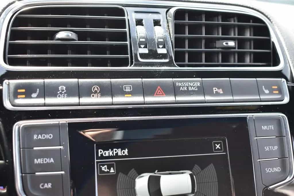 Volkswagen Polo 1.8 TSI GTI Sitzheizung PDC 03/2017-photo-29