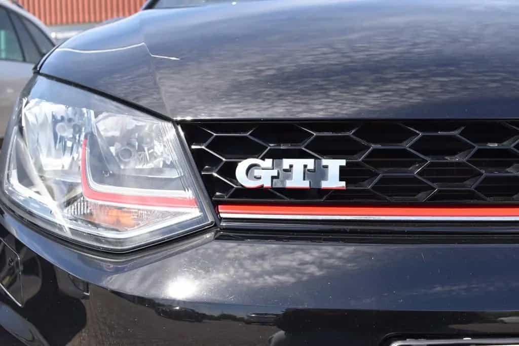 Volkswagen Polo 1.8 TSI GTI Sitzheizung PDC 03/2017-photo-32