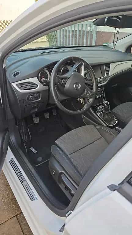 Opel Astra Sports Tourer Design Exclusic 10/2020-photo-9