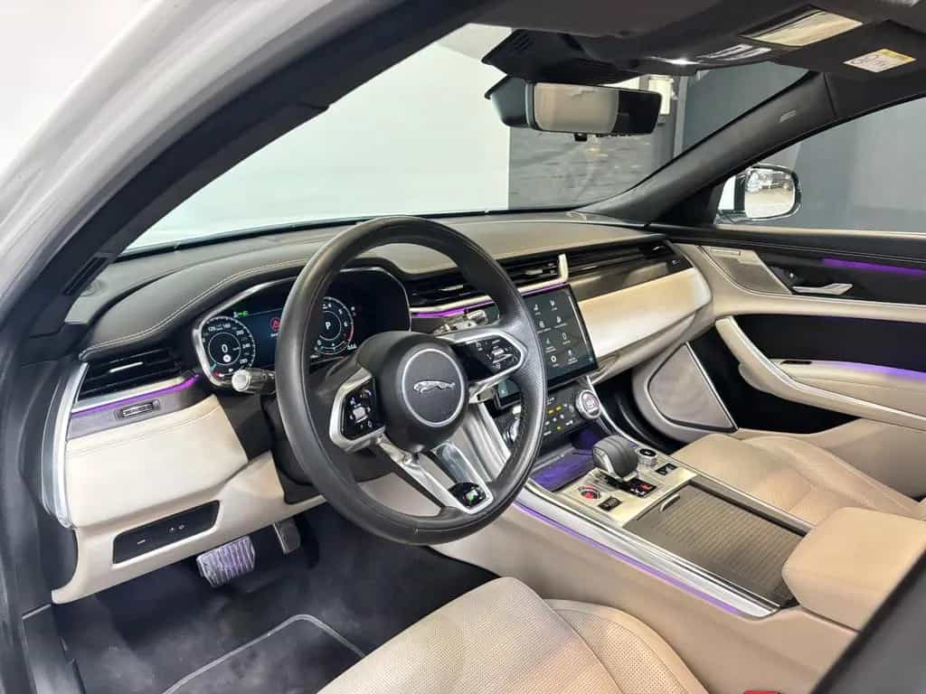 Jaguar XF P250 R-Dynamic HSE Lim*Pano-ACC-Pano* 01/2022-photo-11