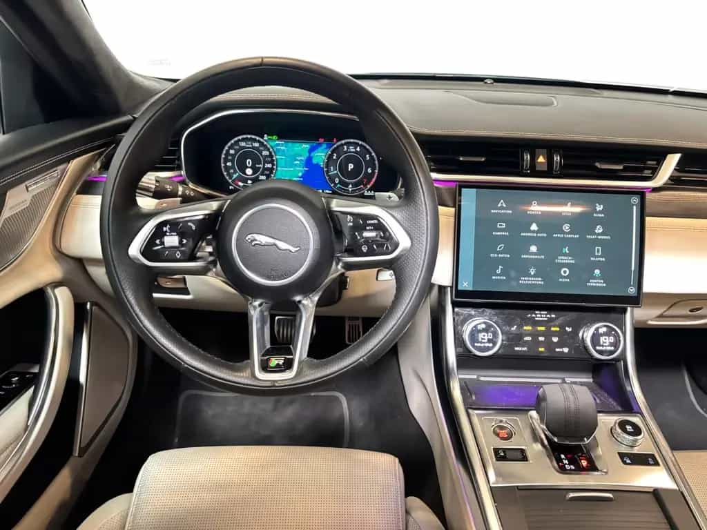 Jaguar XF P250 R-Dynamic HSE Lim*Pano-ACC-Pano* 01/2022-photo-12