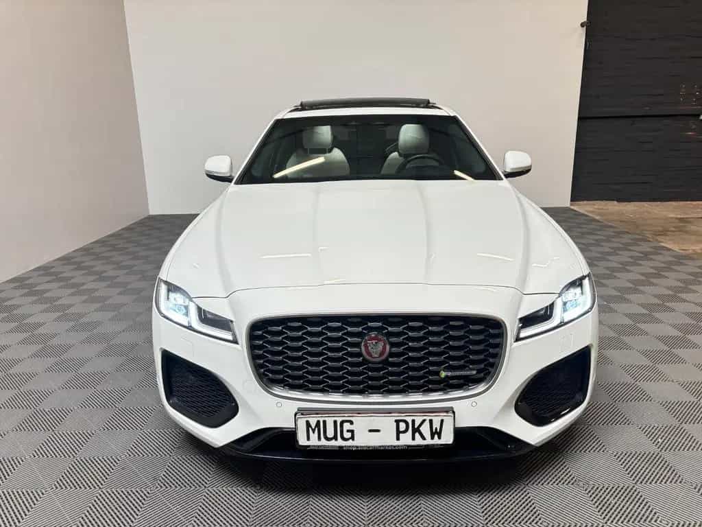 Jaguar XF P250 R-Dynamic HSE Lim*Pano-ACC-Pano* 01/2022-photo-4
