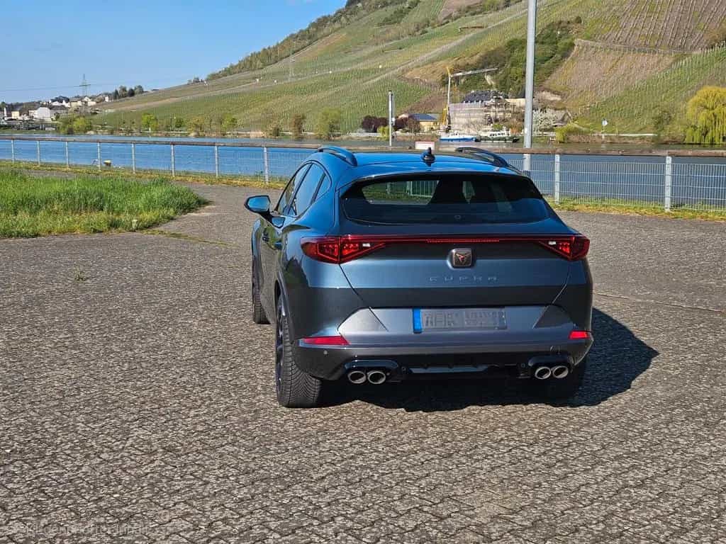 Cupra Formentor 2.0 TSI 228kW DSG VZ 4XSitzheizung 05/2022-photo-2