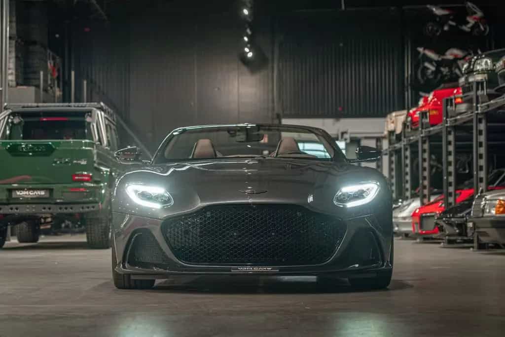 Aston Martin DBS Volante 770 Ultimate*1/199*Carbon*Carb.Seats 07/2023-photo-2