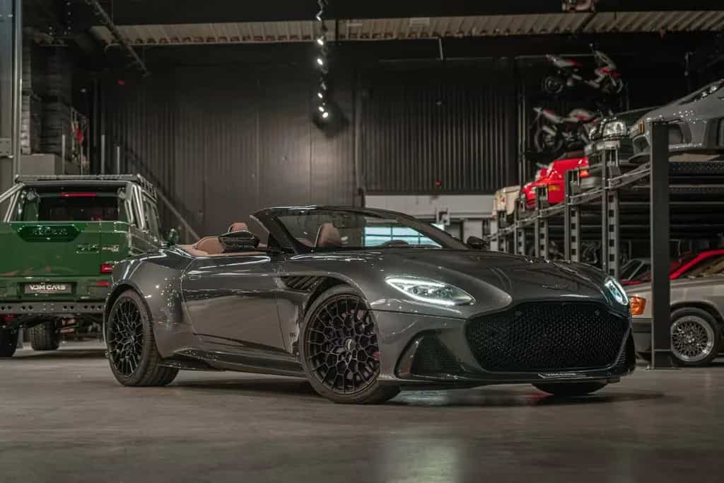 Aston Martin DBS Volante 770 Ultimate*1/199*Carbon*Carb.Seats 07/2023-photo-3