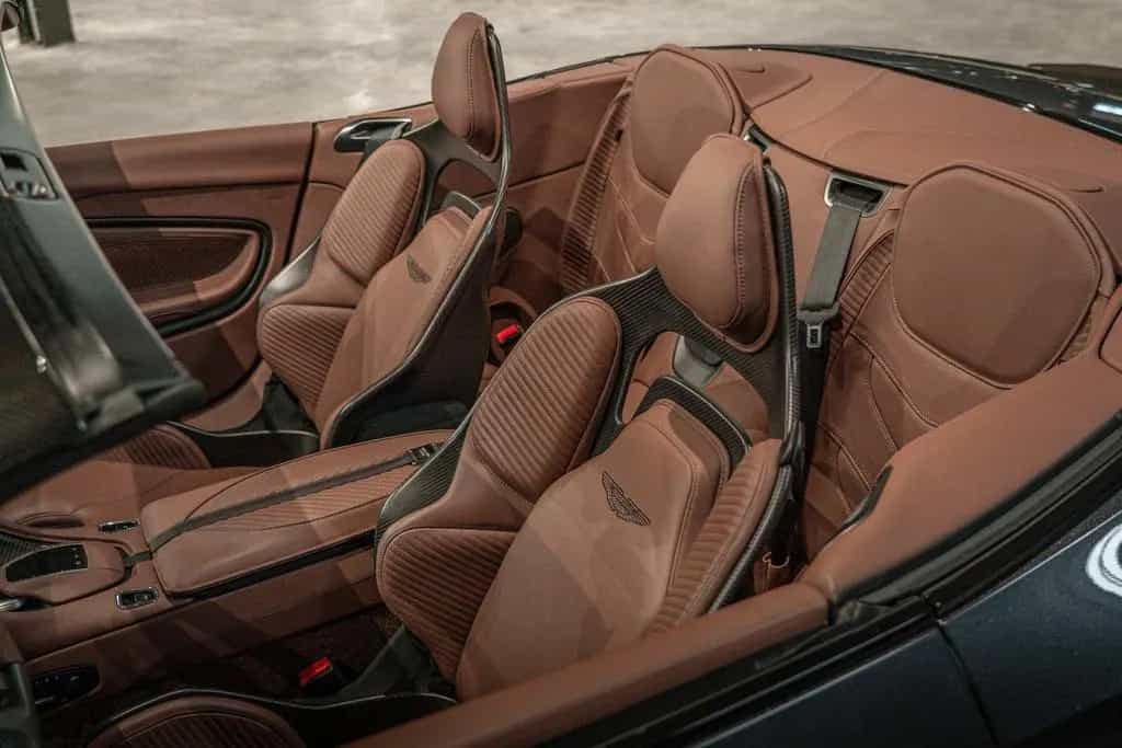 Aston Martin DBS Volante 770 Ultimate*1/199*Carbon*Carb.Seats 07/2023-photo-36