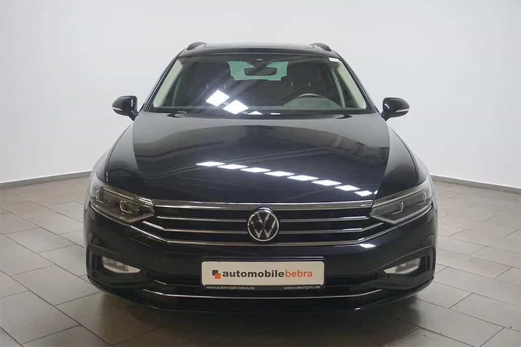 Volkswagen Passat 2.0TDI DSG Business Virtual AHK Pano Sthz 02/2023-photo-1