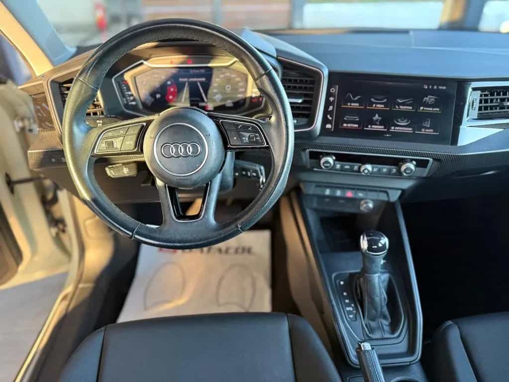 Other Audi A1 allstreet 30 TFSI Identity Contrast 09/2023-photo-11