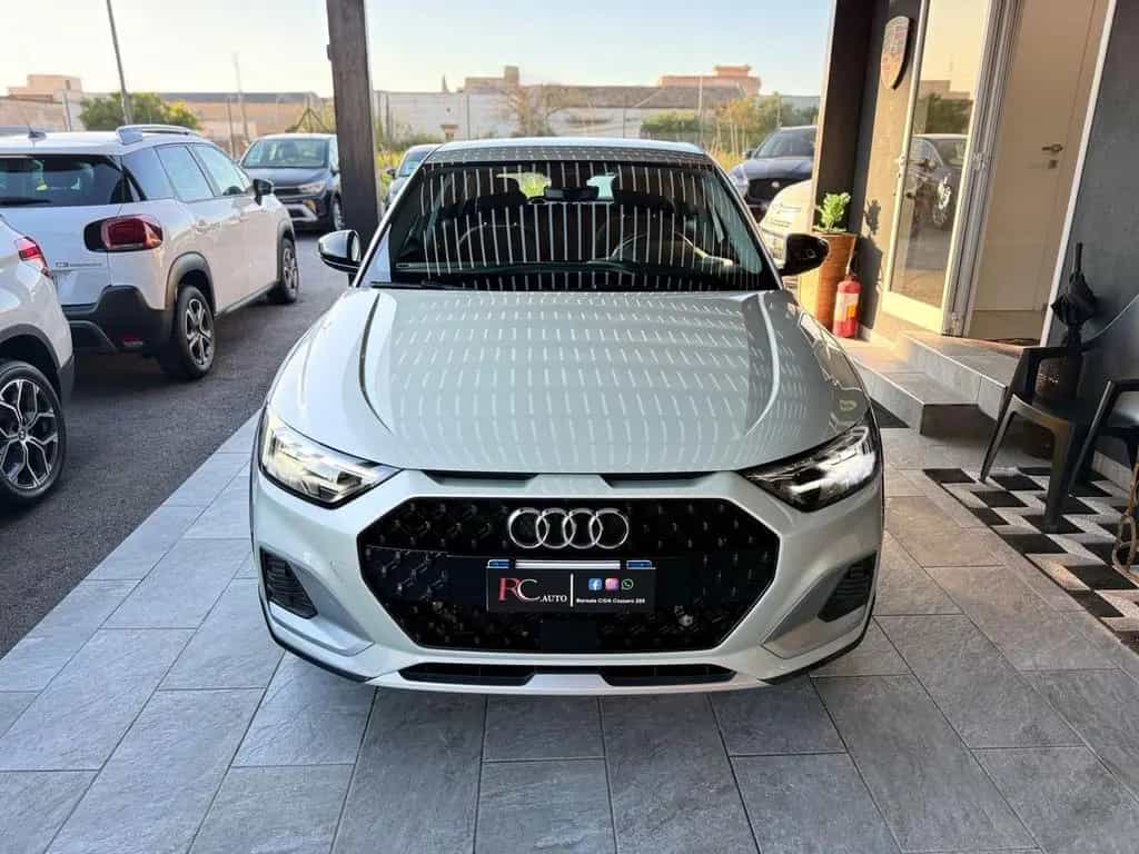 Other Audi A1 allstreet 30 TFSI Identity Contrast 09/2023-photo-2