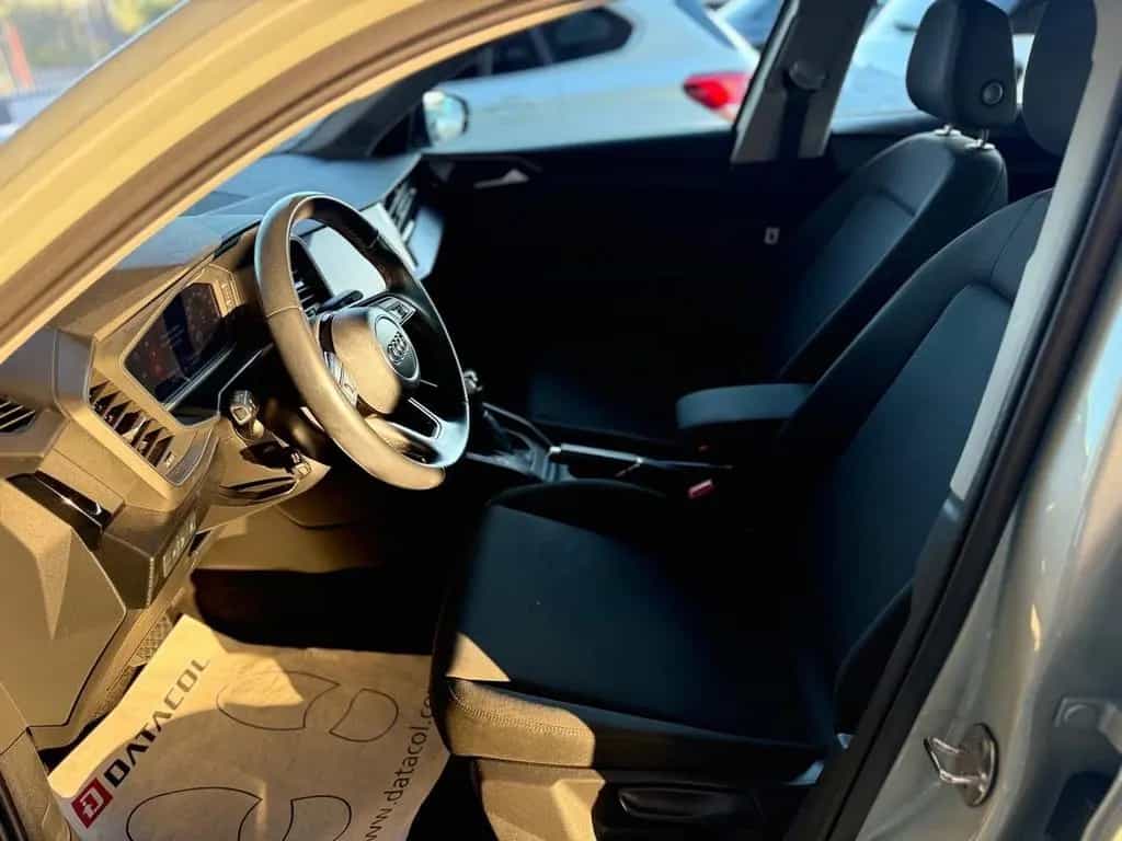 Other Audi A1 allstreet 30 TFSI Identity Contrast 09/2023-photo-6