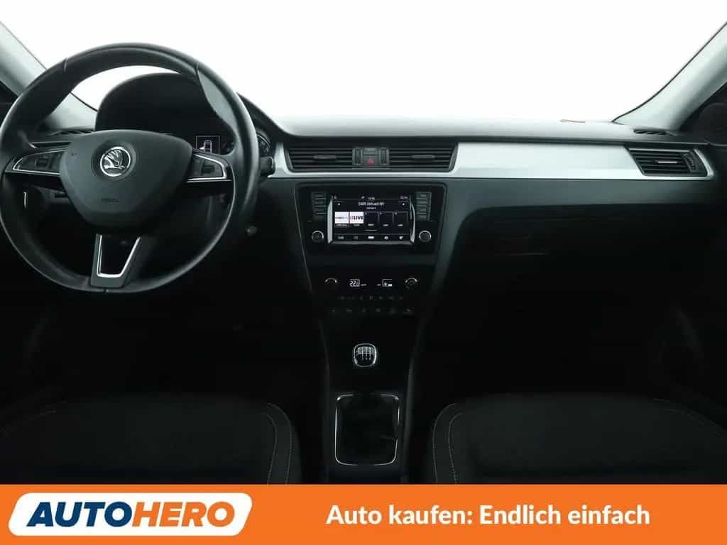 Skoda Rapid 1.2 TSI Drive*XENON*TEMPO*PDC*SHZ*KLIMA* 05/2017-photo-11