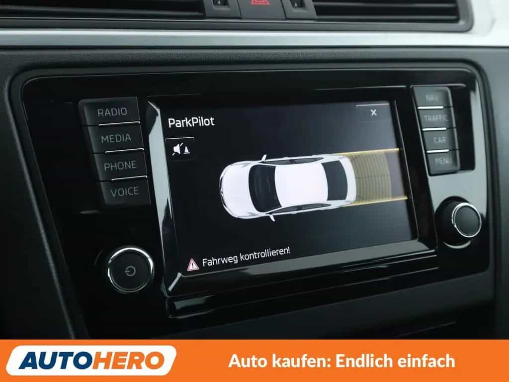 Skoda Rapid 1.2 TSI Drive*XENON*TEMPO*PDC*SHZ*KLIMA* 05/2017-photo-21