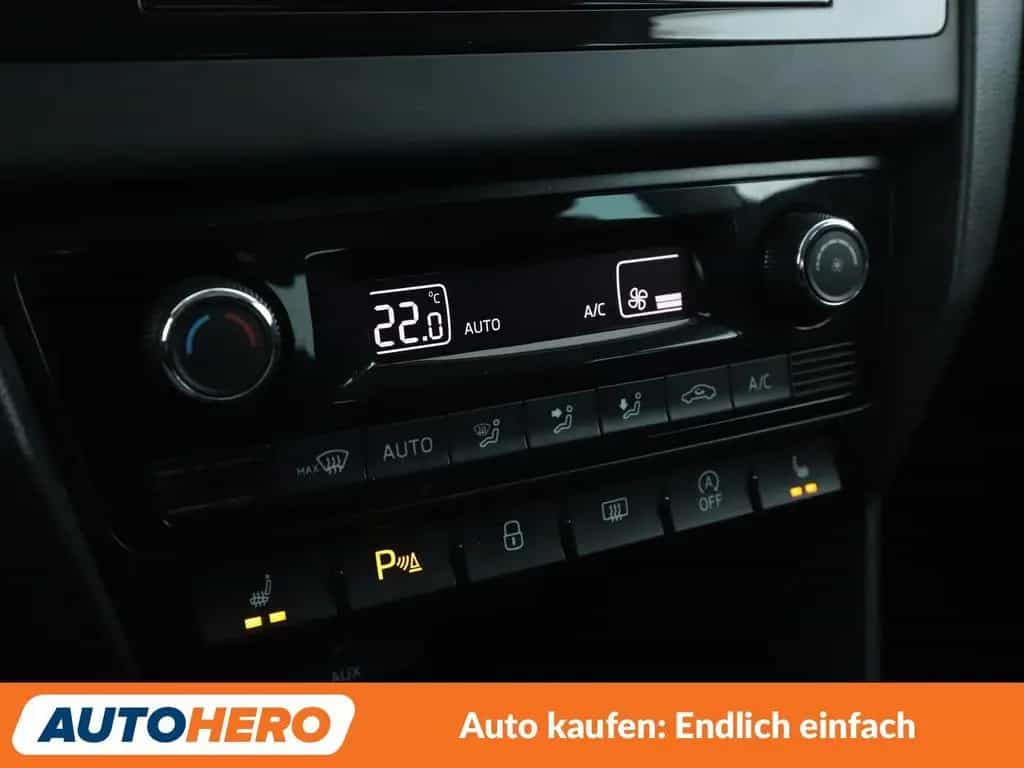 Skoda Rapid 1.2 TSI Drive*XENON*TEMPO*PDC*SHZ*KLIMA* 05/2017-photo-22