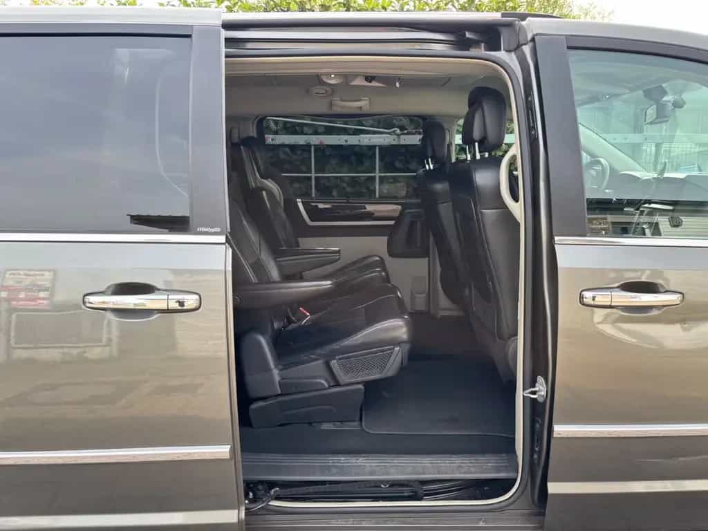 Chrysler Grand Voyager Ltd 7 Sitz.Kamera Navi Elek.Sitz. 06/2010-photo-12