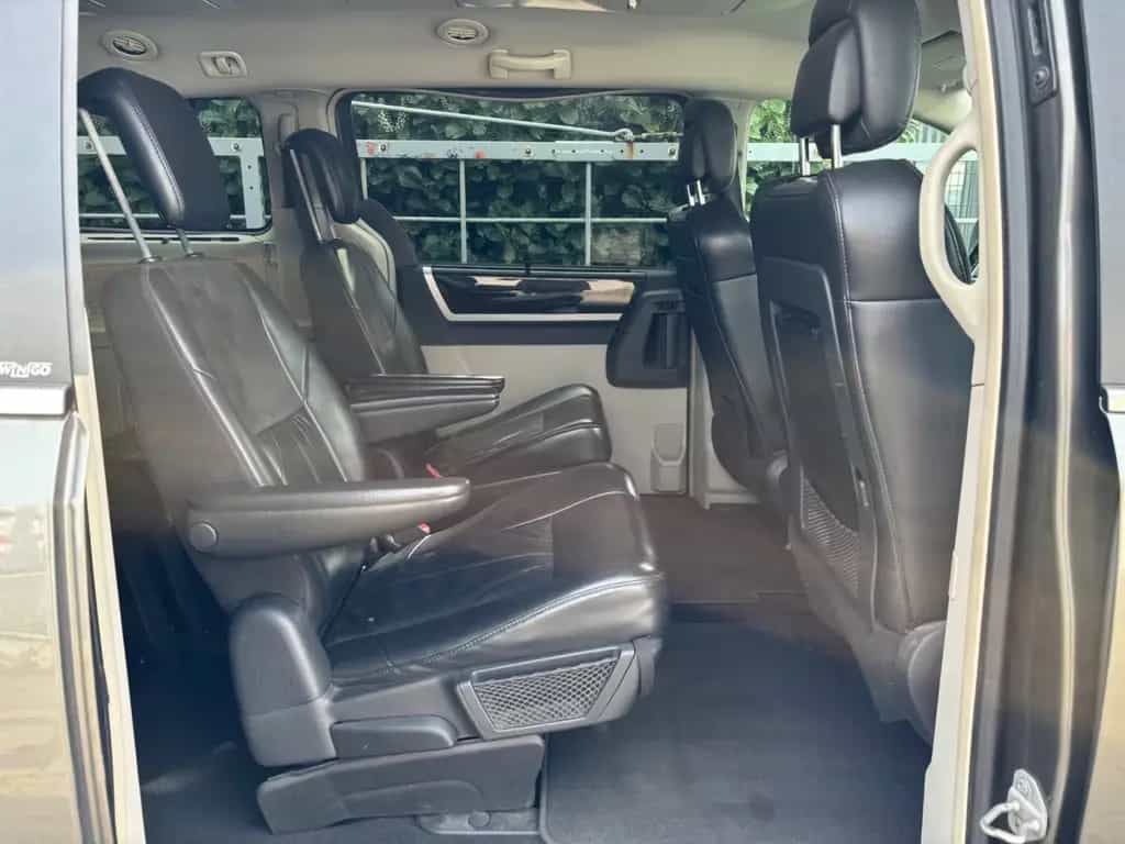 Chrysler Grand Voyager Ltd 7 Sitz.Kamera Navi Elek.Sitz. 06/2010-photo-13