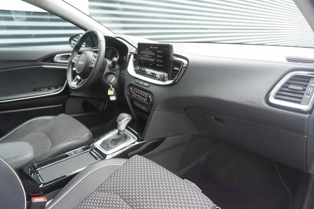 Kia XCeed 1.5 VISION|AUTOMATIK|KAMERA|APPLE|TEMPOMAT 11/2021-photo-16