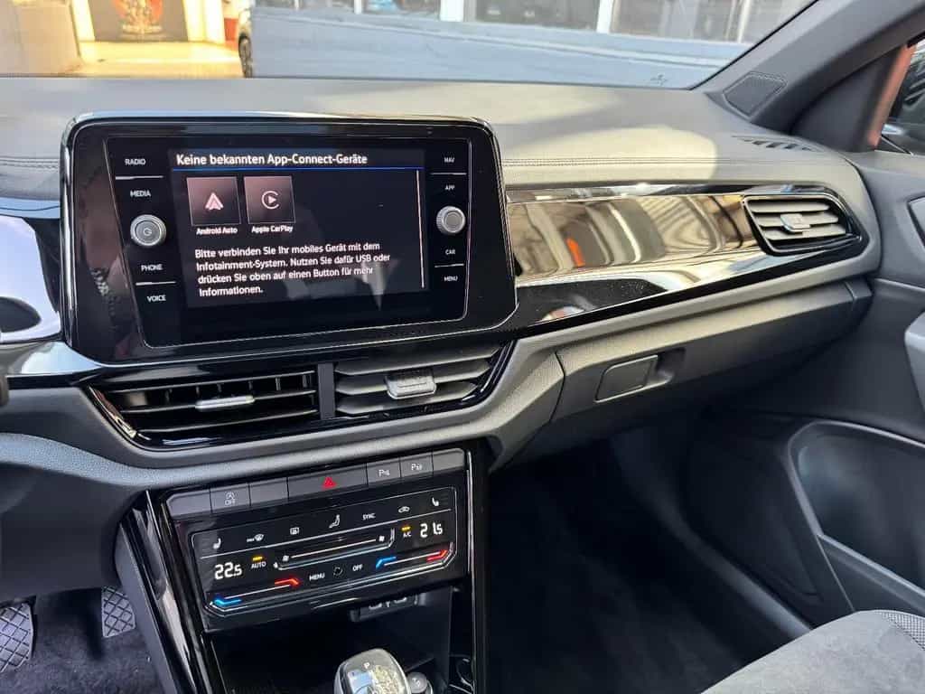 Volkswagen T-Roc Style 1.5 TSI DSG -Panorama+AHK+BlackStyle 12/2025-photo-16