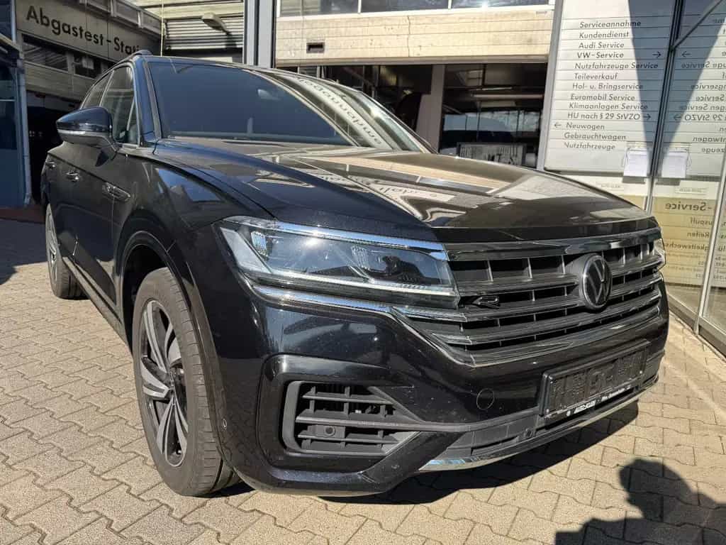Volkswagen Touareg R-Line 3.0 V6 TSI 4MOTION -Vollausstatt. 12/2022-photo-0
