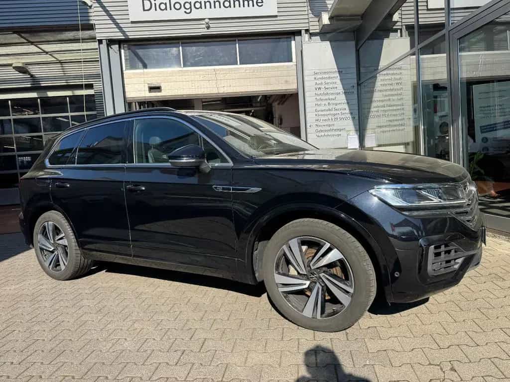 Volkswagen Touareg R-Line 3.0 V6 TSI 4MOTION -Vollausstatt. 12/2022-photo-13
