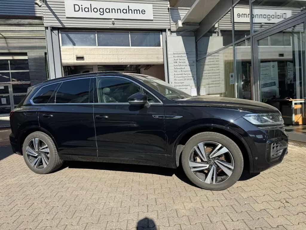 Volkswagen Touareg R-Line 3.0 V6 TSI 4MOTION -Vollausstatt. 12/2022-photo-15