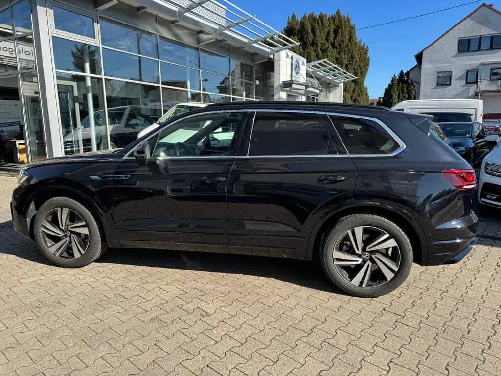Volkswagen Touareg R-Line 3.0 V6 TSI 4MOTION -Vollausstatt. 12/2022-photo-17