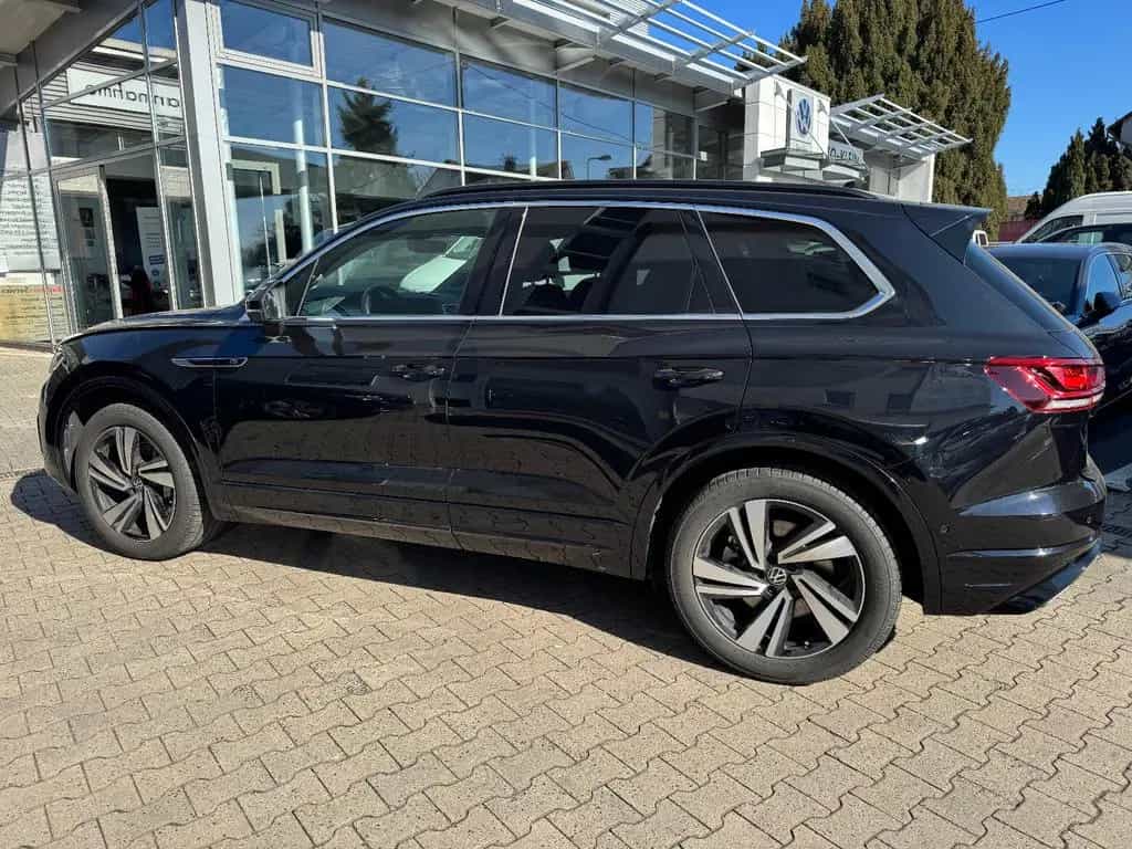 Volkswagen Touareg R-Line 3.0 V6 TSI 4MOTION -Vollausstatt. 12/2022-photo-19