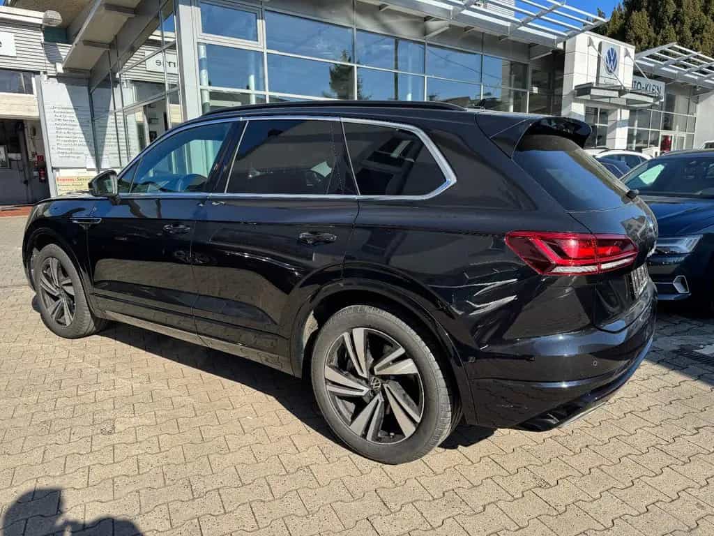 Volkswagen Touareg R-Line 3.0 V6 TSI 4MOTION -Vollausstatt. 12/2022-photo-23