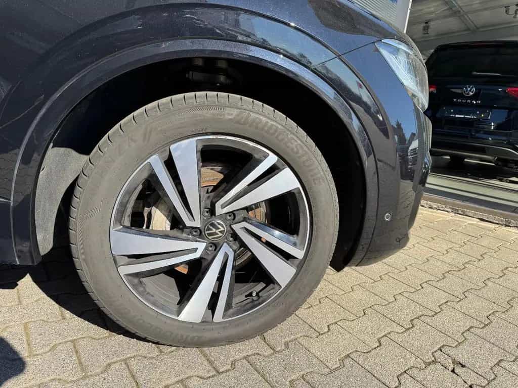 Volkswagen Touareg R-Line 3.0 V6 TSI 4MOTION -Vollausstatt. 12/2022-photo-28