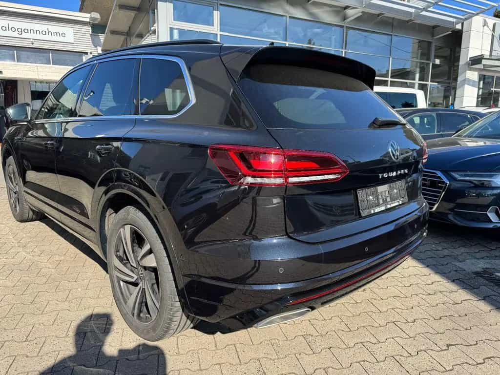 Volkswagen Touareg R-Line 3.0 V6 TSI 4MOTION -Vollausstatt. 12/2022-photo-29