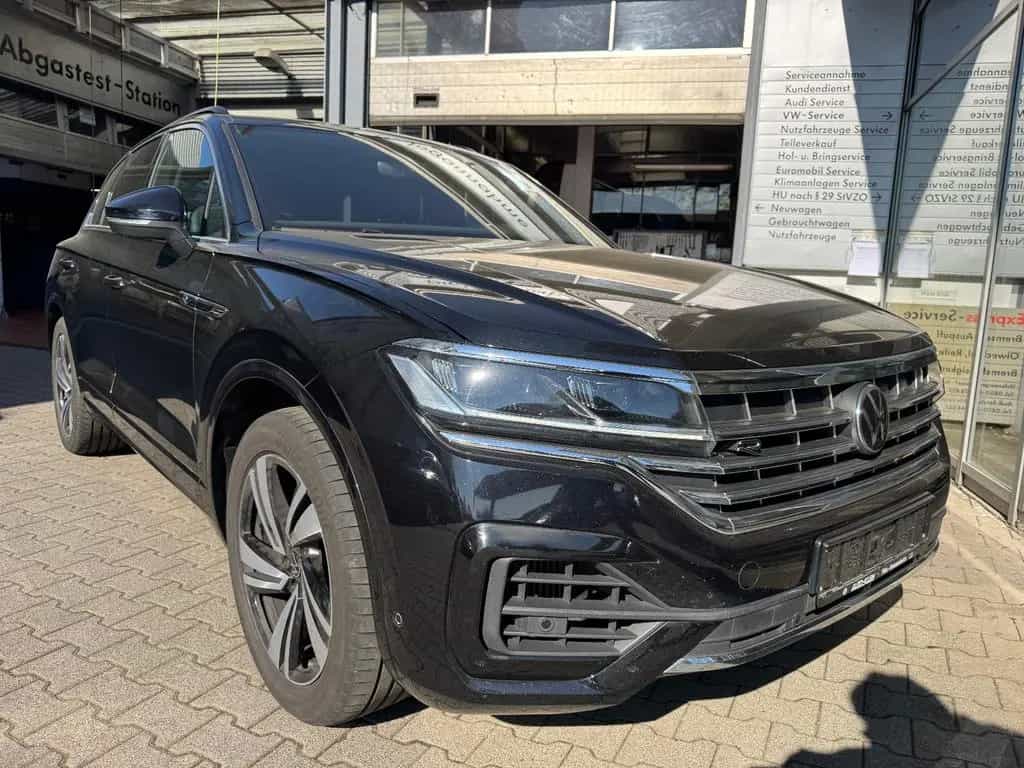 Volkswagen Touareg R-Line 3.0 V6 TSI 4MOTION -Vollausstatt. 12/2022-photo-5