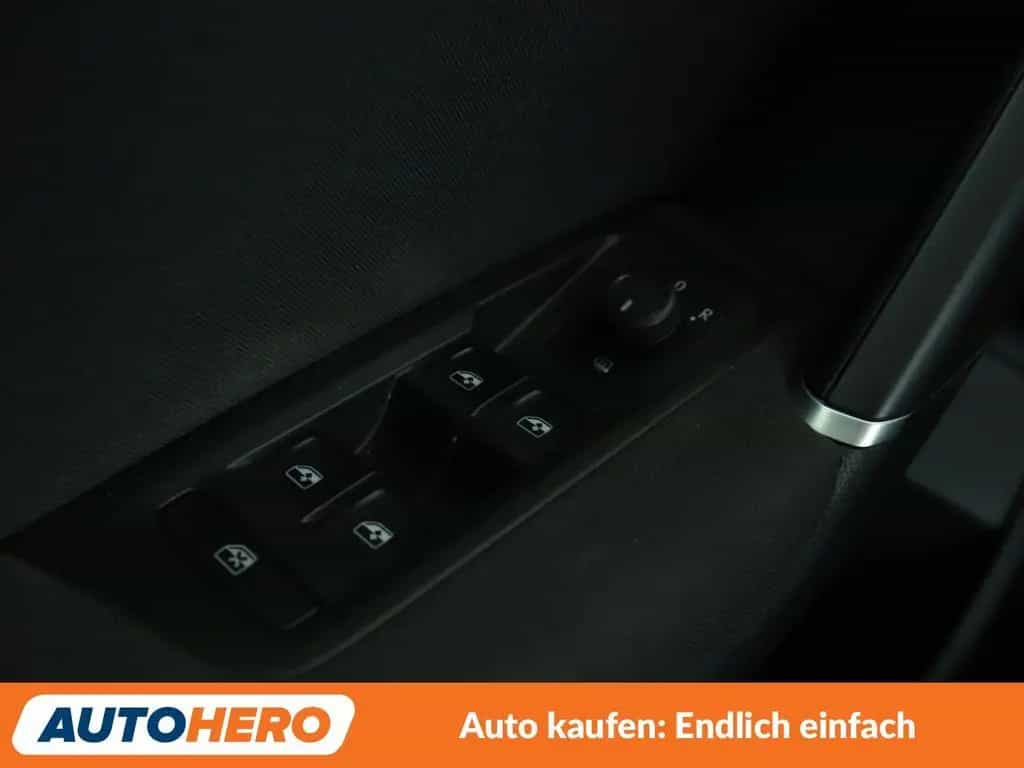 Volkswagen Touran 1.5 TSI ACT United Start-Stopp Aut.*NAVI* 11/2020-photo-26