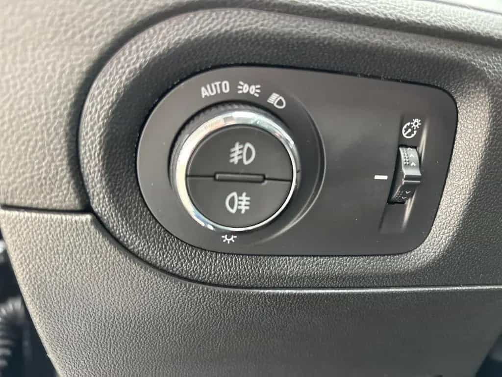 Opel Grandland 1.5 D Ultimate *AHK*LED*Leder* 07/2022-photo-17