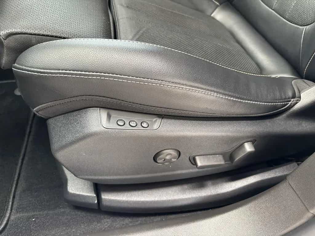 Opel Grandland 1.5 D Ultimate *AHK*LED*Leder* 07/2022-photo-19