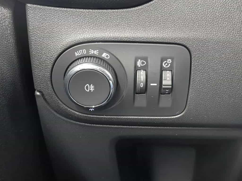 Opel Crossland X 1.5 CDTI Elegance LED Navi SHZ 12/2021-photo-26