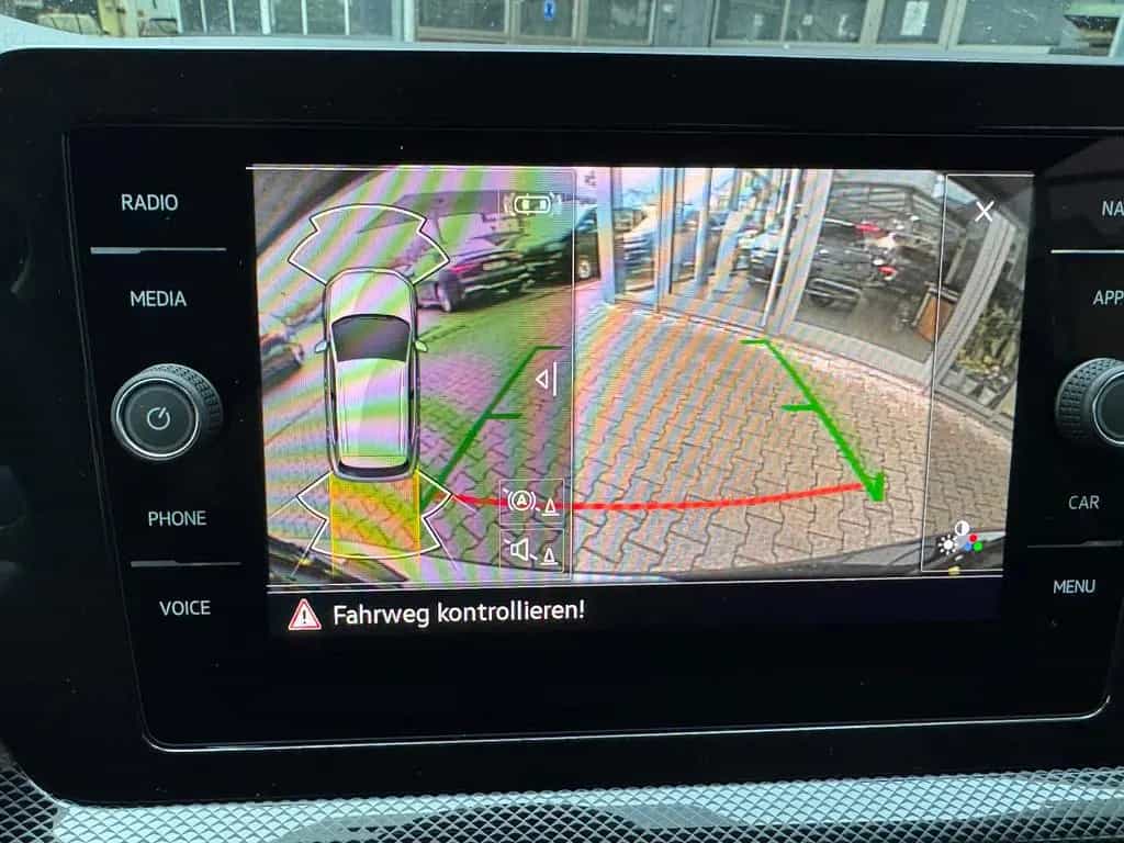 Volkswagen T-Cross Life 1.0 TSI DSG -AHK-Keyless-Kamera- 01/2026-photo-10
