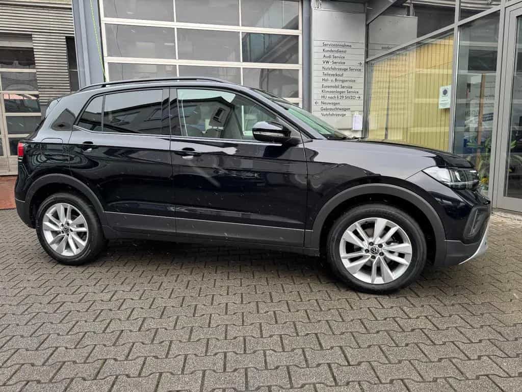 Volkswagen T-Cross Life 1.0 TSI DSG -AHK-Keyless-Kamera- 01/2026-photo-17