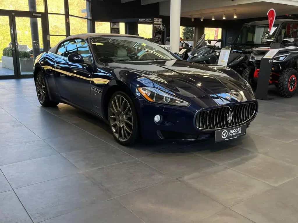 Maserati GranCabrio S Navi Vollleder Klima Einparkhilfe 05/2011-photo-2