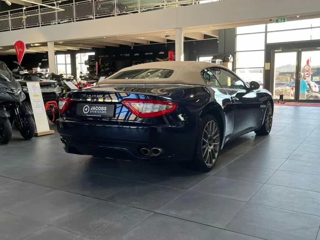 Maserati GranCabrio S Navi Vollleder Klima Einparkhilfe 05/2011-photo-3