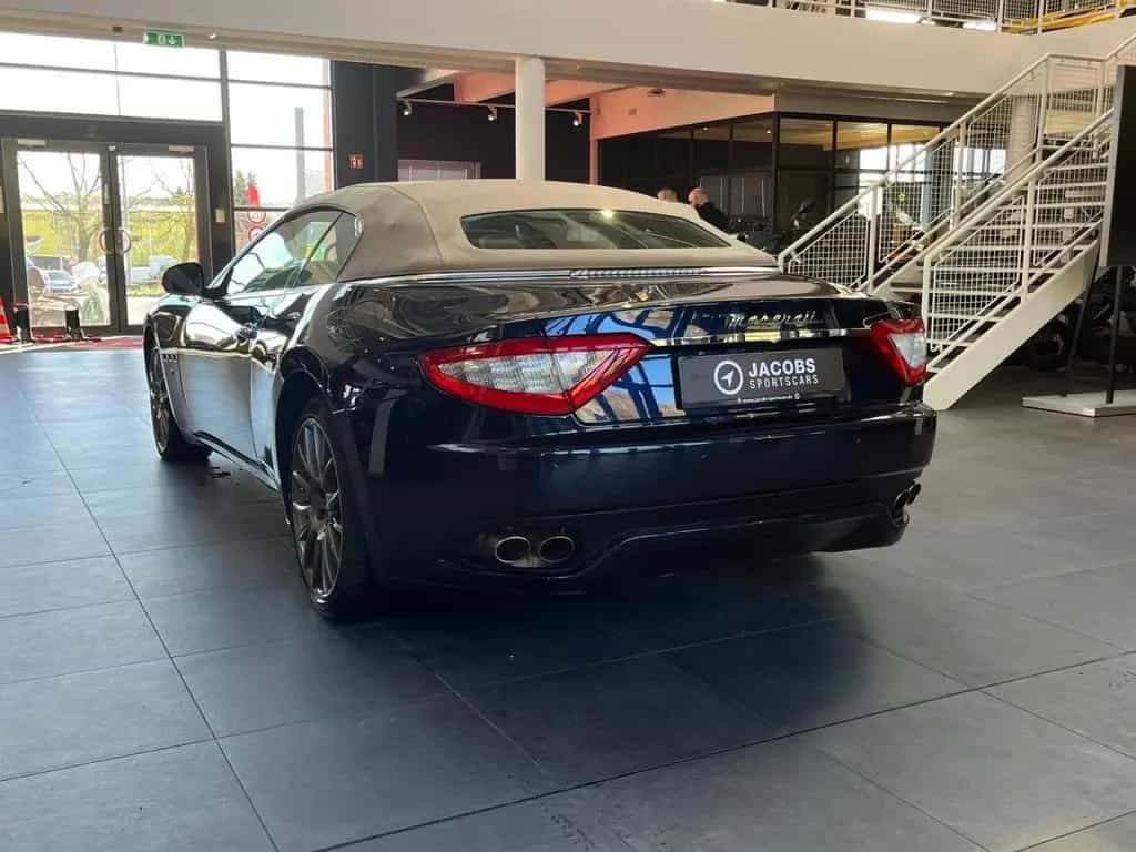 Maserati GranCabrio S Navi Vollleder Klima Einparkhilfe 05/2011-photo-5