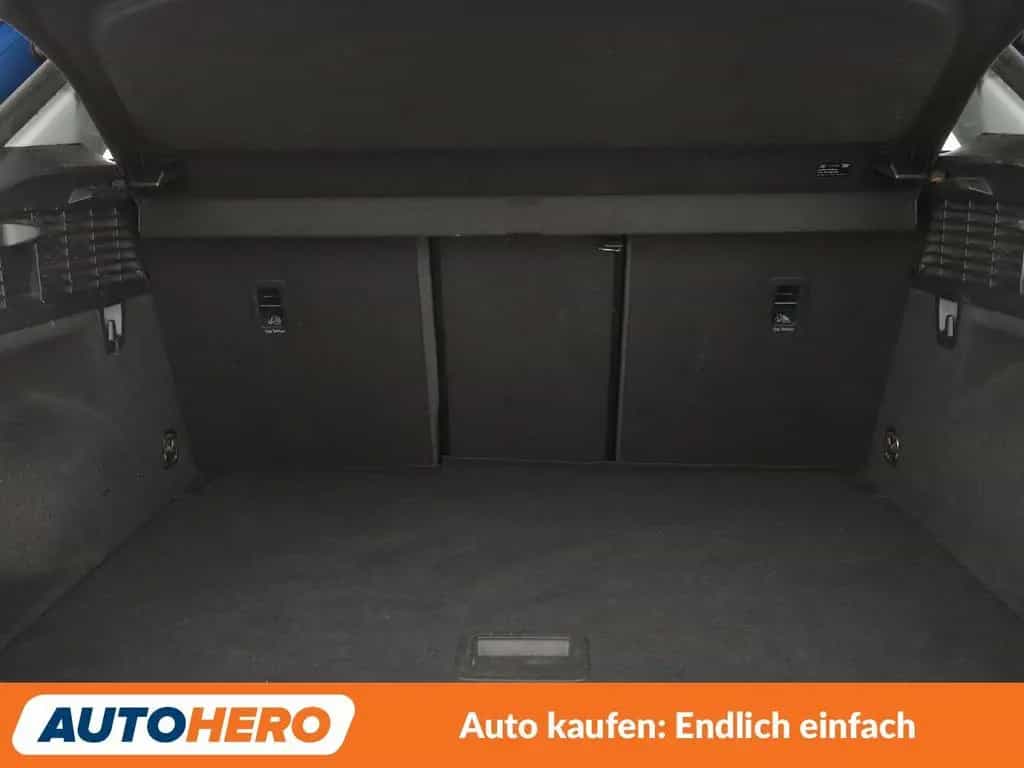 Audi Q2 1.4 TFSI ACT Sport*NAVI*LED*PDC*SHZ*ACC* 01/2018-photo-17