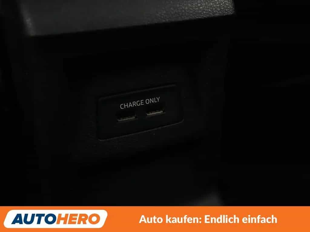 Audi Q2 1.4 TFSI ACT Sport*NAVI*LED*PDC*SHZ*ACC* 01/2018-photo-29