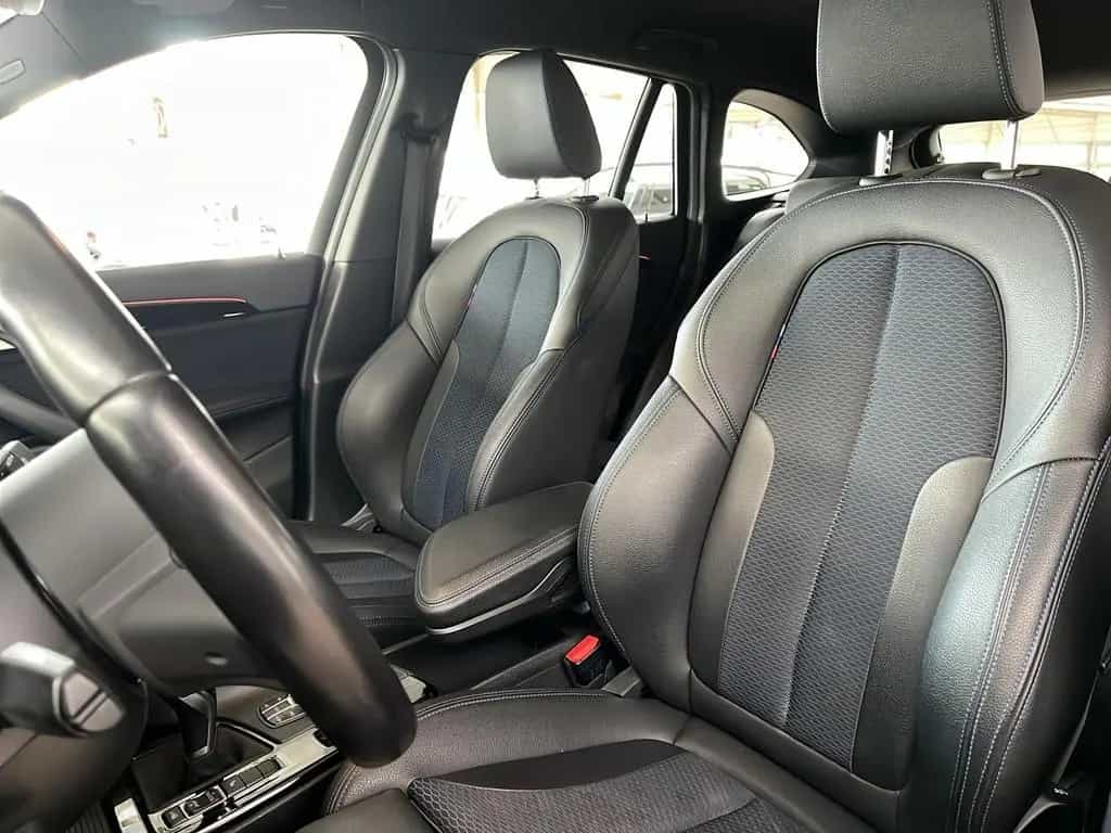 BMW X1 sDrive20i M Sport 8-Fach bereift. ParkAss/ Bu 06/2020-photo-14