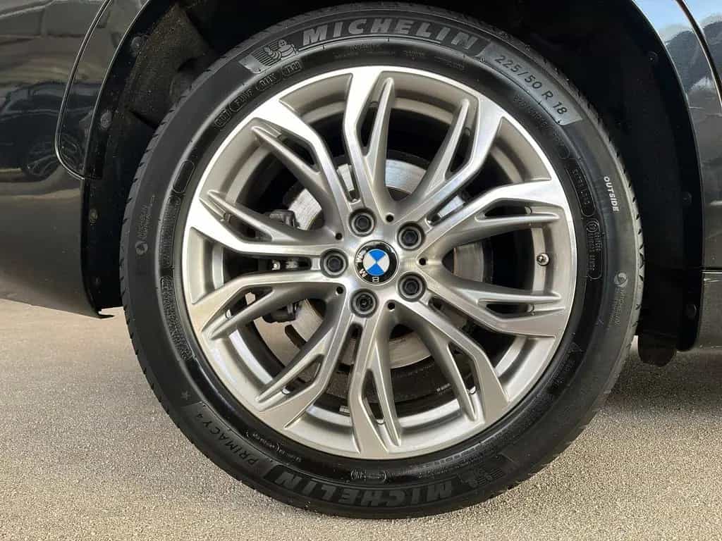BMW X1 sDrive20i M Sport 8-Fach bereift. ParkAss/ Bu 06/2020-photo-19