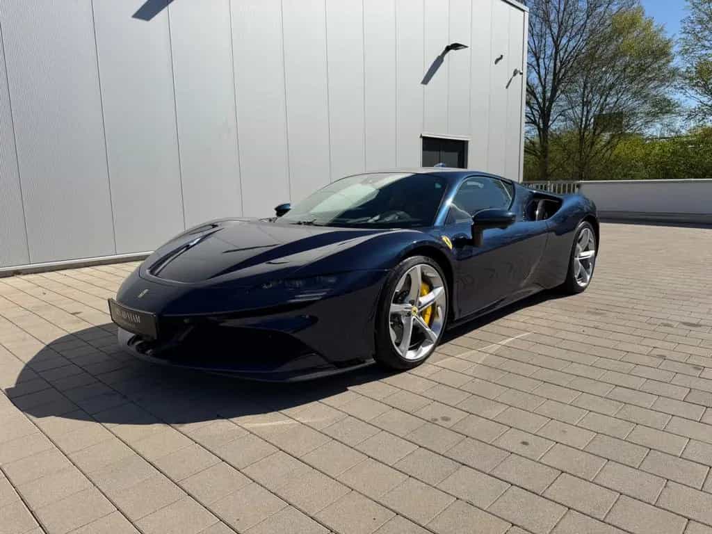 Ferrari SF90 Stradale 05/2023-photo-4