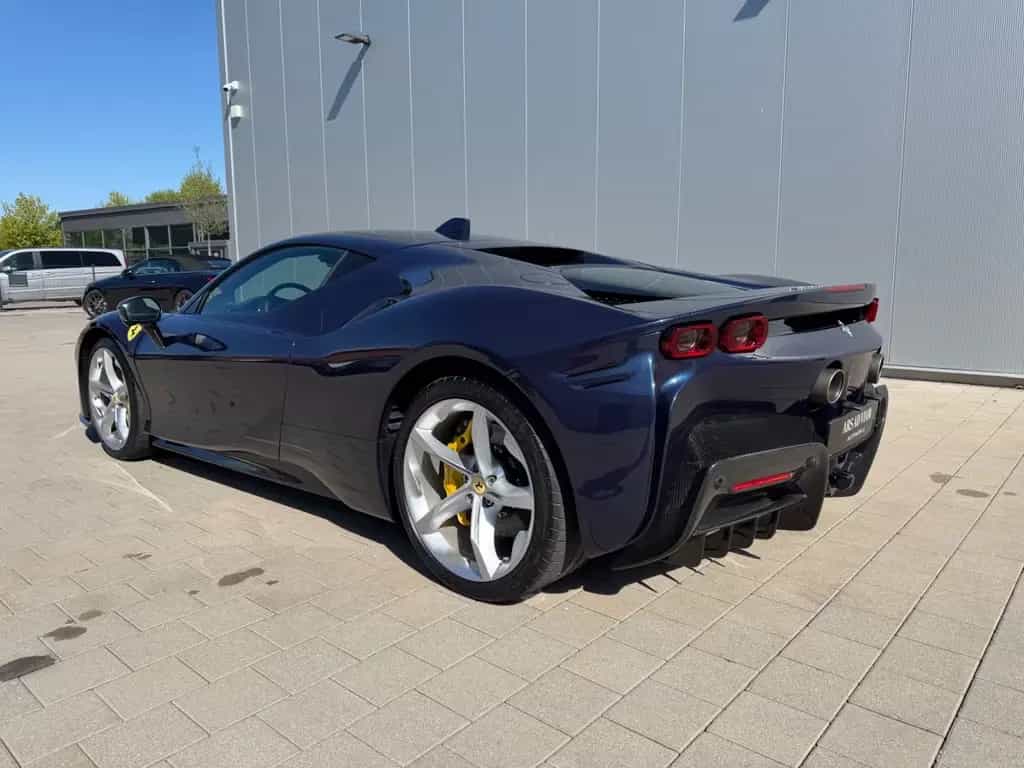 Ferrari SF90 Stradale 05/2023-photo-5