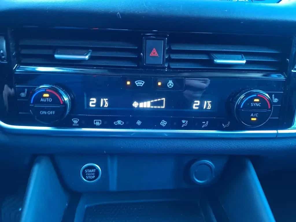 Nissan Qashqai N-Connecta 1.3 DIG-T °LED°AHK°Navi°PGD° 04/2022-photo-14