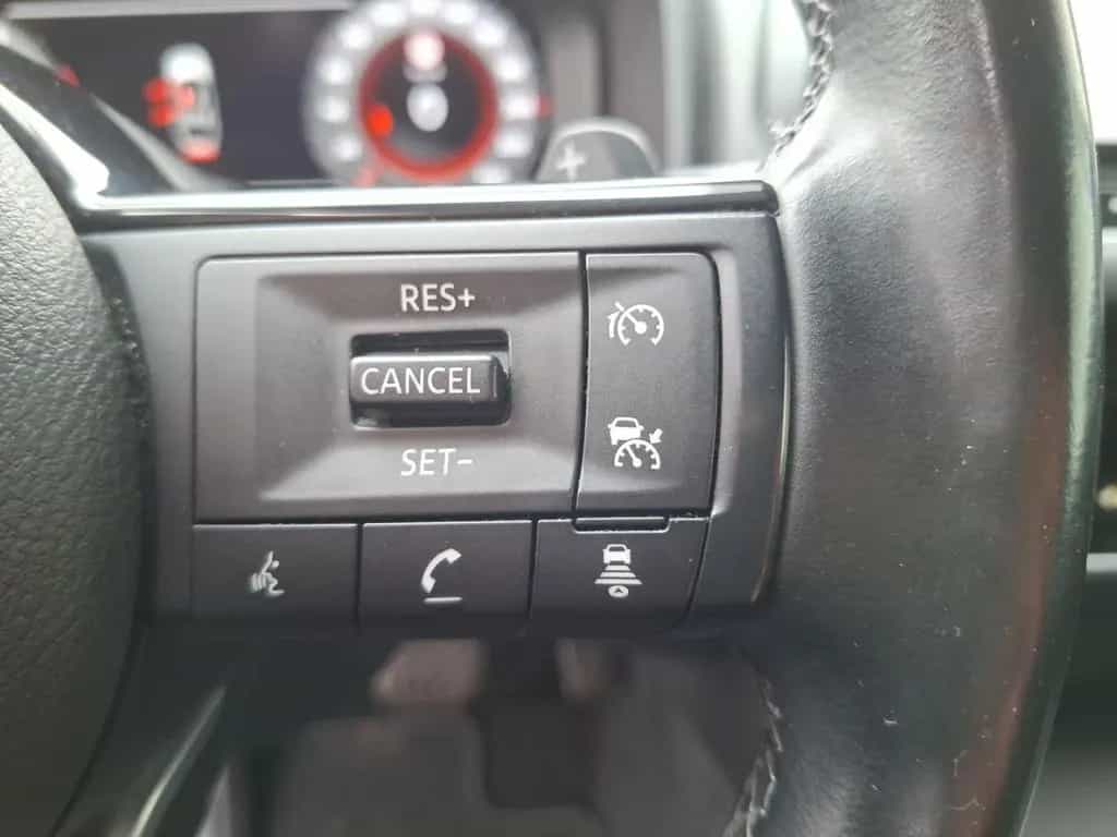 Nissan Qashqai N-Connecta 1.3 DIG-T °LED°AHK°Navi°PGD° 04/2022-photo-27