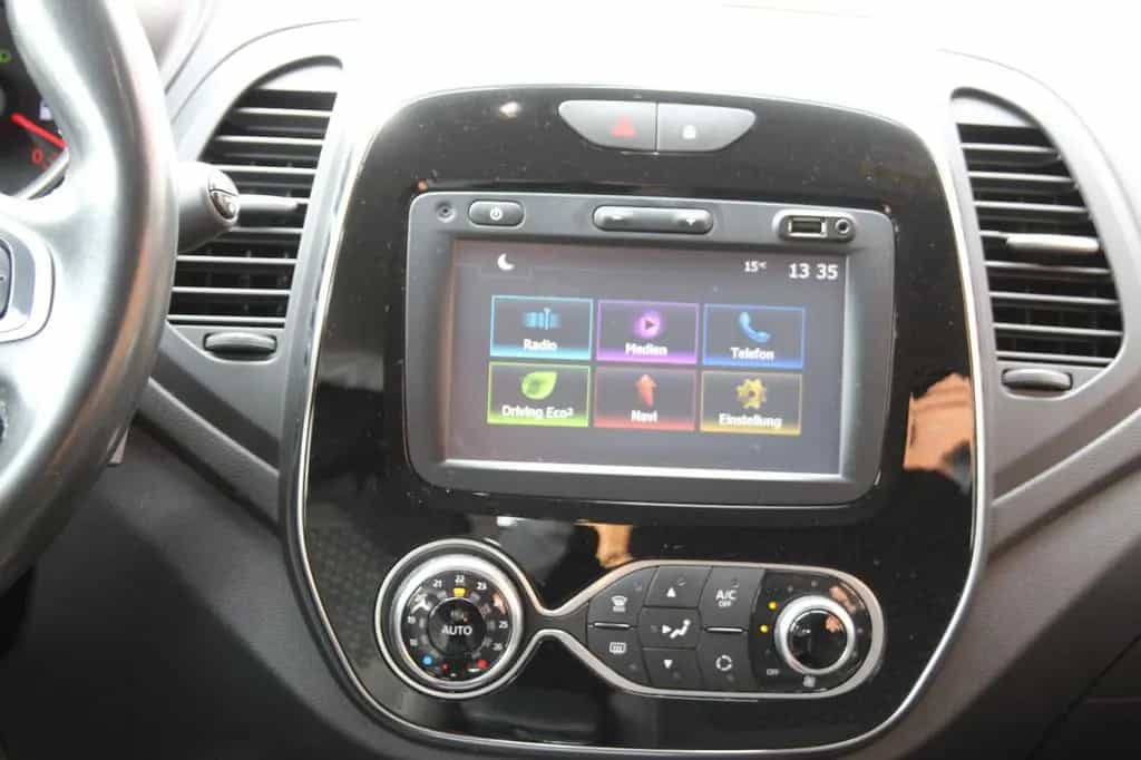 Renault Captur Intens LED&Navi&Shz&Bluetooth 11/2017-photo-15